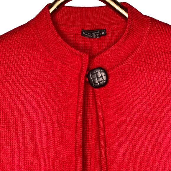 Vintage Tally Ho Size Extra Large Red Sweater Cape Pockets Short Sleeve - Picture 3 of 7